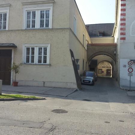 Ferienwohnung In Krems-Stein/Donau Bagian luar foto
